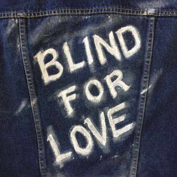 HAND-PAINTED JEANS JACKET!  Express Size M. Artsy! - Picture 3 of 8